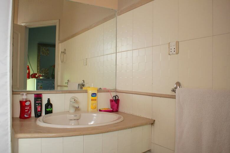 Bed & Breakfast Lahore Guest House