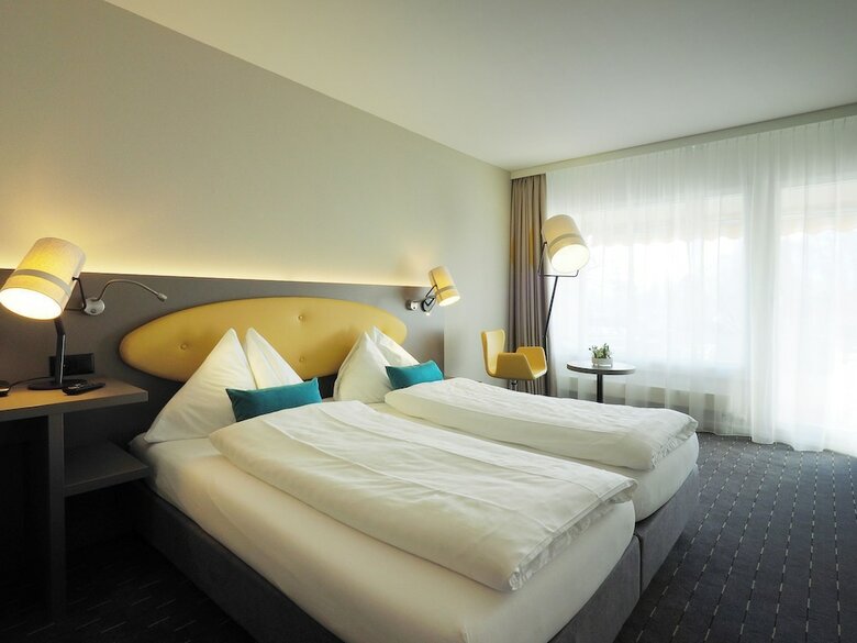 Hotel Holiday