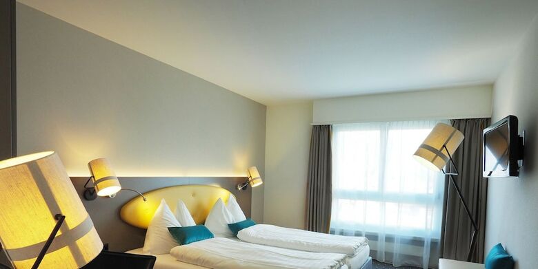 Hotel Holiday