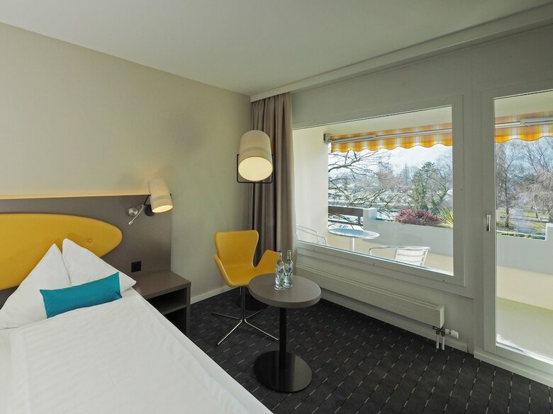 Hotel Holiday