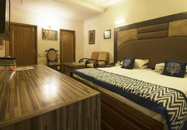 Hotel Golden Leaf