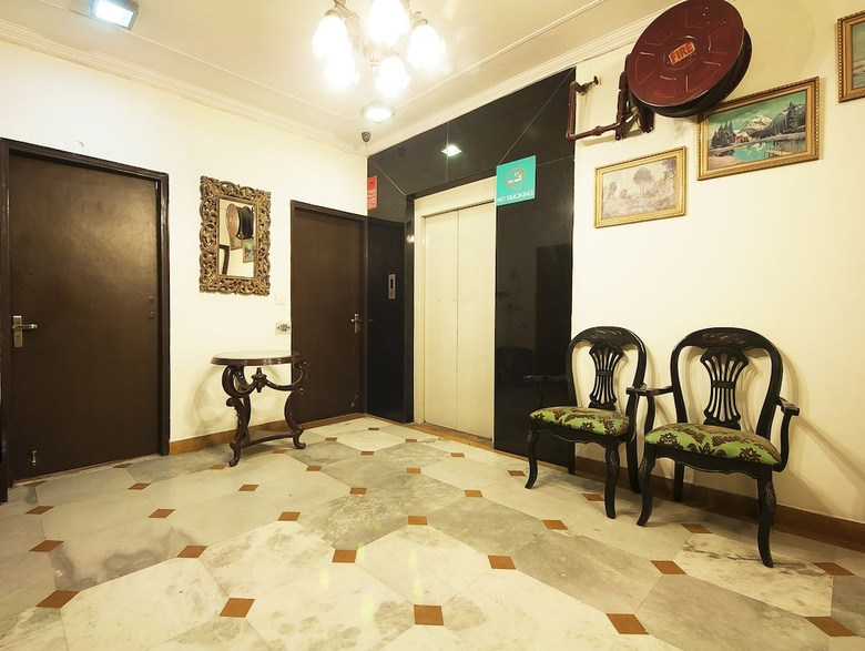 Hotel Golden Leaf