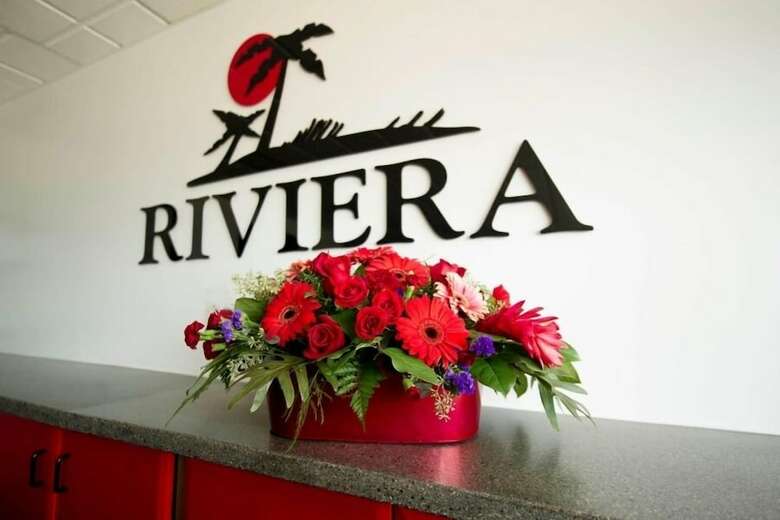 Hotel Riviera Motor Inn