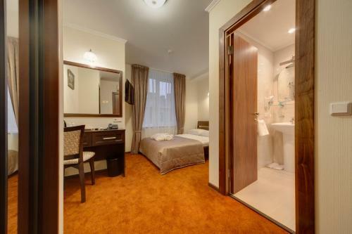 Hotel Solo Panorama Palace Square