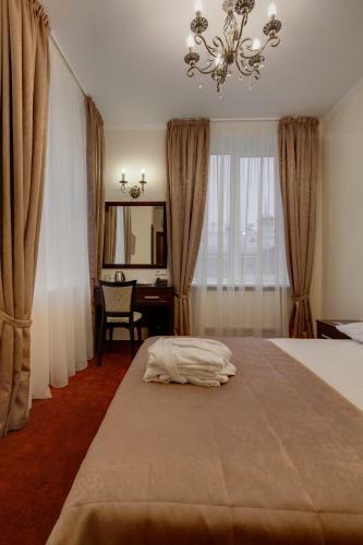 Hotel Solo Panorama Palace Square