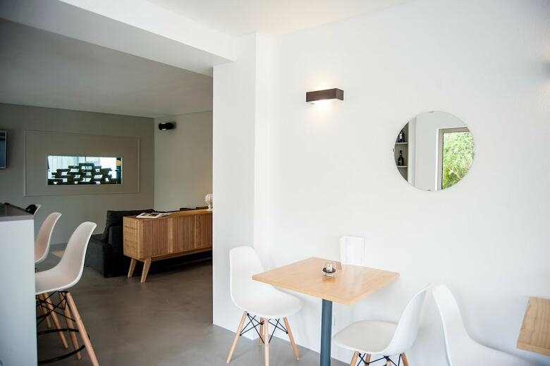 �gua D'alma Hotel
