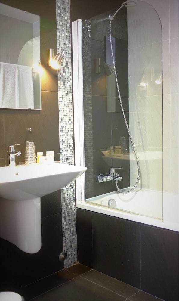 �gua D'alma Hotel
