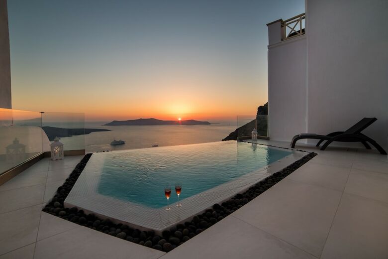 Hotel Daydream Luxury Suites