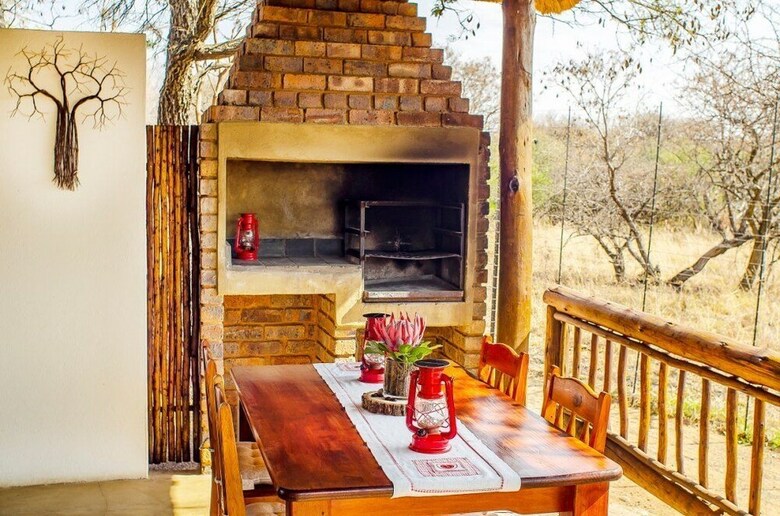 Posada Tshikwalo Game Lodge