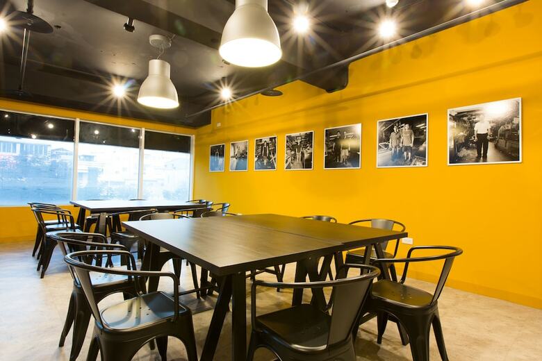 Hostal Pathways Hostel