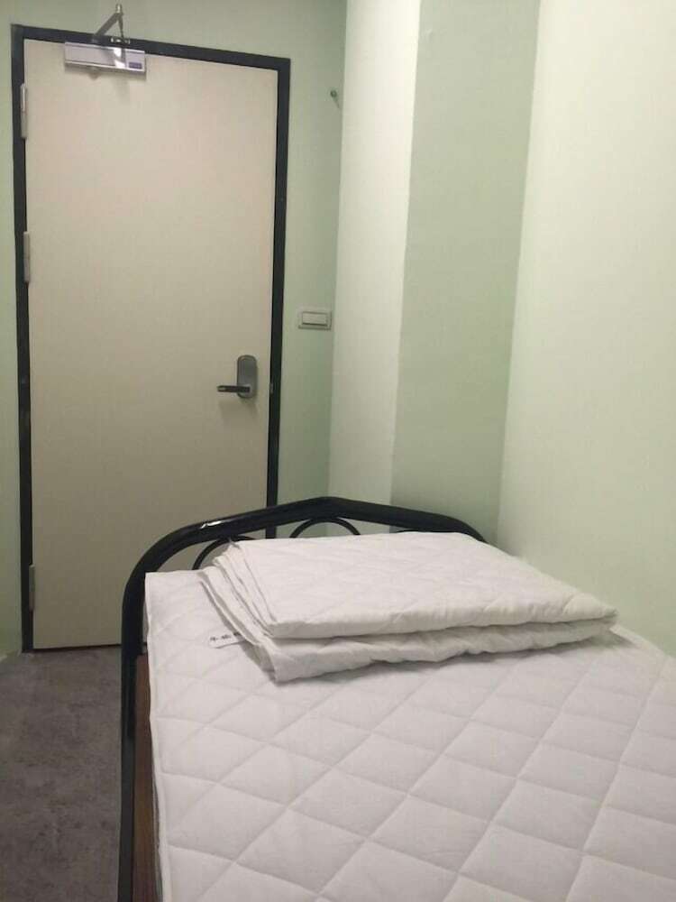 Hostal Pathways Hostel