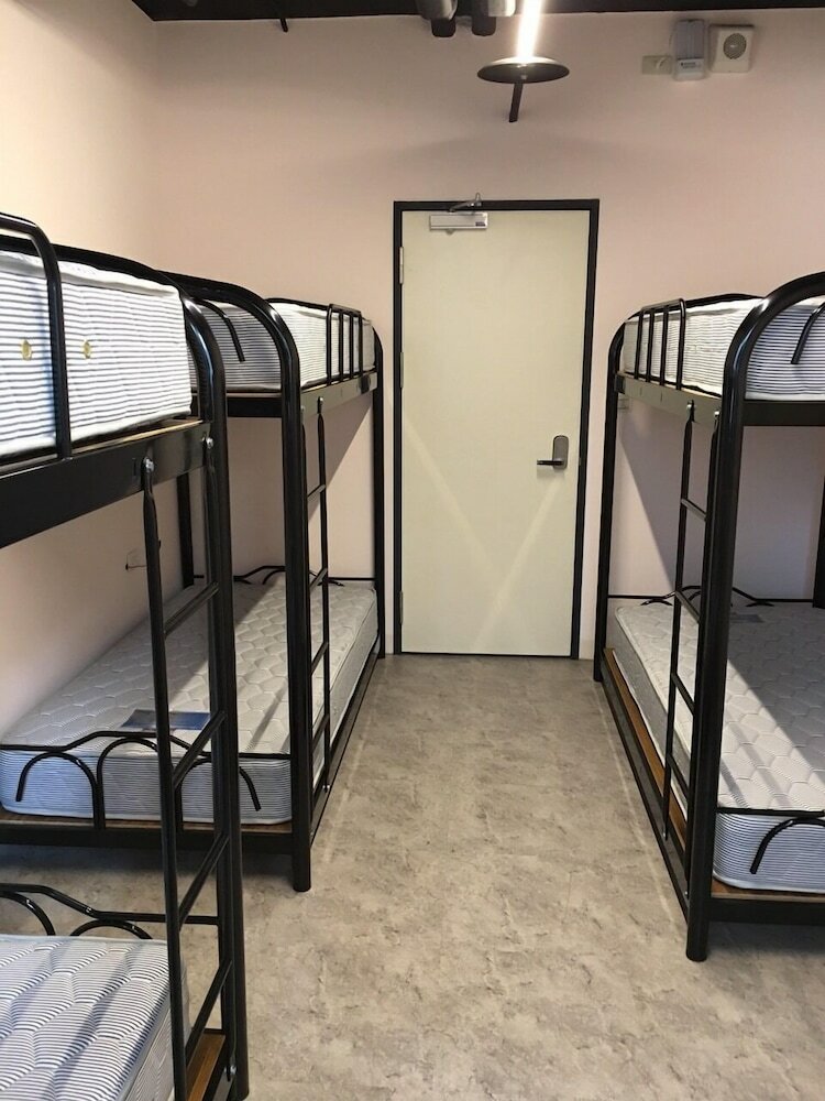 Hostal Pathways Hostel