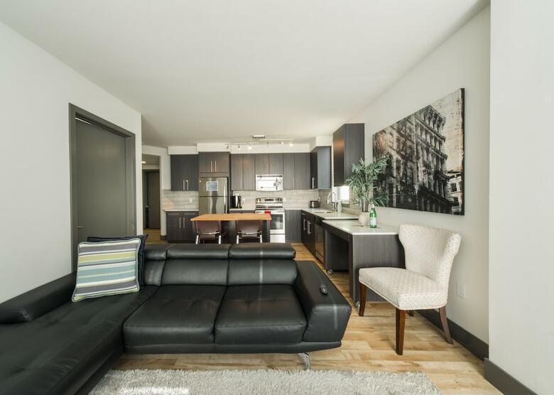 Pike's Place Lux Suites By Barsala