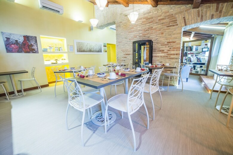 Cola Di Rienzo Luxury Penthouse