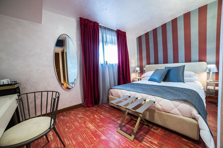 Cola Di Rienzo Luxury Penthouse