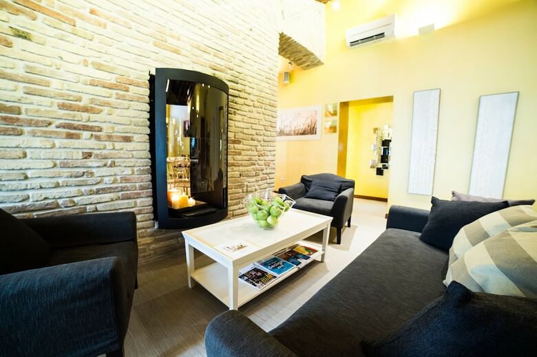 Cola Di Rienzo Luxury Penthouse