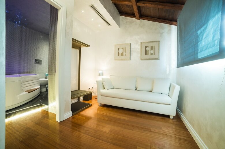 Cola Di Rienzo Luxury Penthouse
