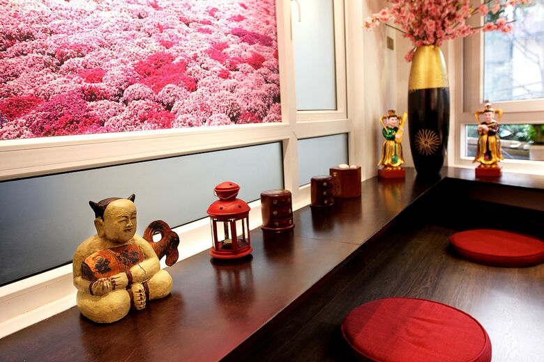 Hotel Tomodachi House