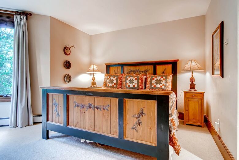 Mccoy Peak Lodge By East West Hospitality