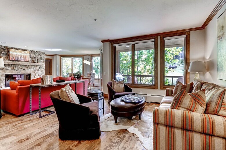 Mccoy Peak Lodge By East West Hospitality