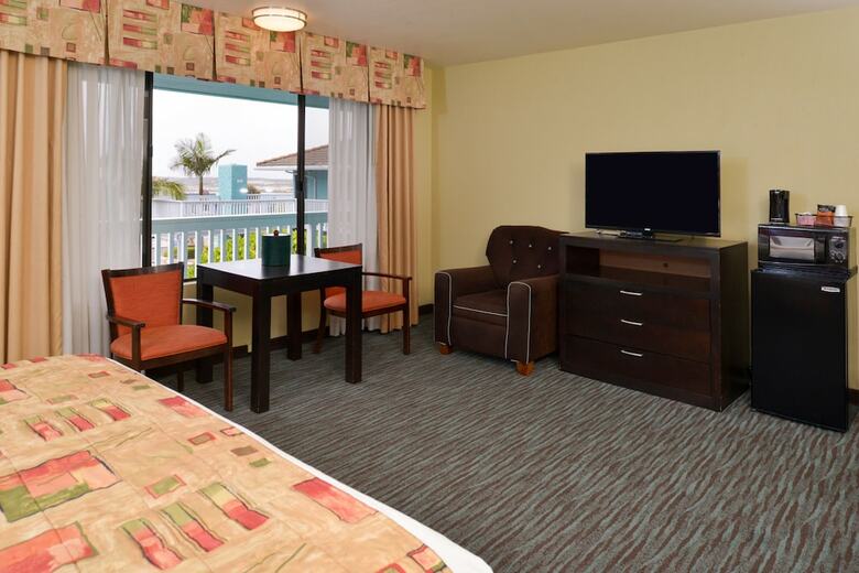 Hotel Bay View Inn