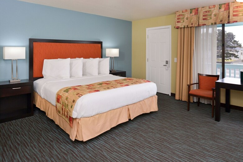 Hotel Bay View Inn