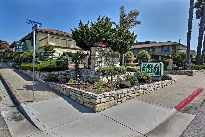 Hotel Bay View Inn