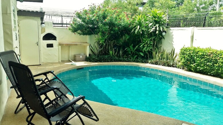 Villa Baan Chai Nam