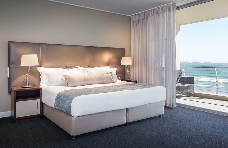 Lagoon Beach Hotel & Spa