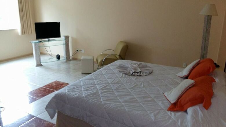 Itacuru�� Plaza Hotel