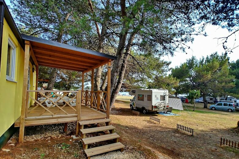 Mobile Homes Brijuni Pineta