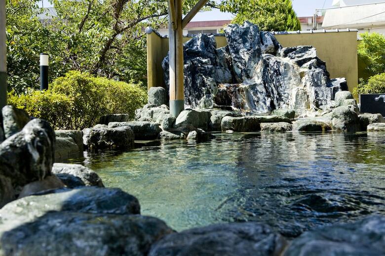 Miya Onsen Higaki Hotel