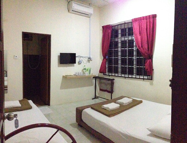 Hotel Semarak Beach Inn