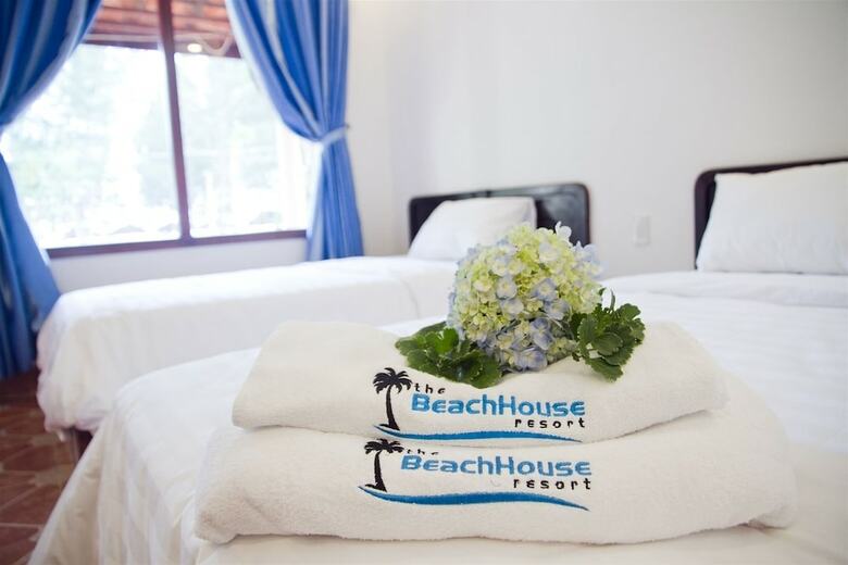 Hotel The Beach House Resort