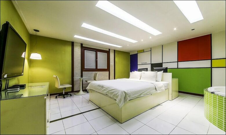 Nice Hotel