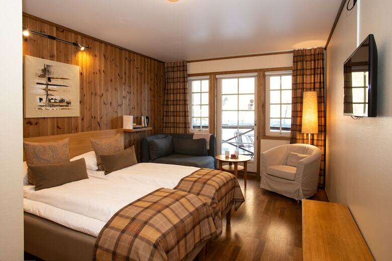 Fl�msbrygga Hotell