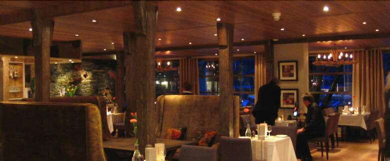 Fl�msbrygga Hotell