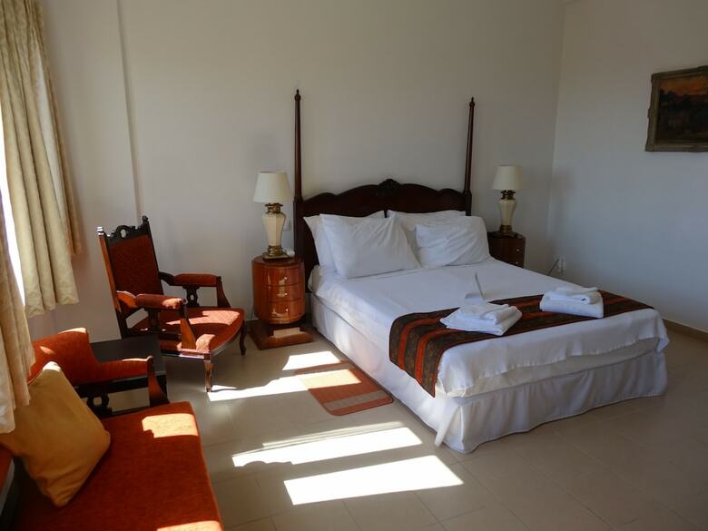 Hotel Lagou Raxi