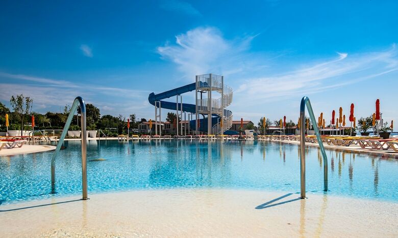 Aparthotel Apartments Kazela