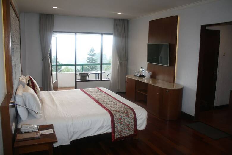 Hotel Puncak Pass Resort