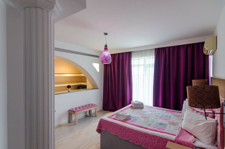 Aparthotel Phoenicia Holiday Resort