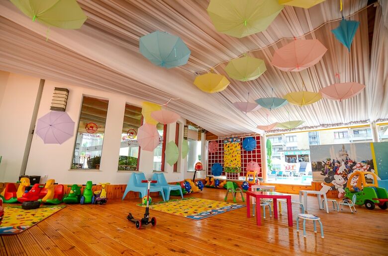 Aparthotel Phoenicia Holiday Resort