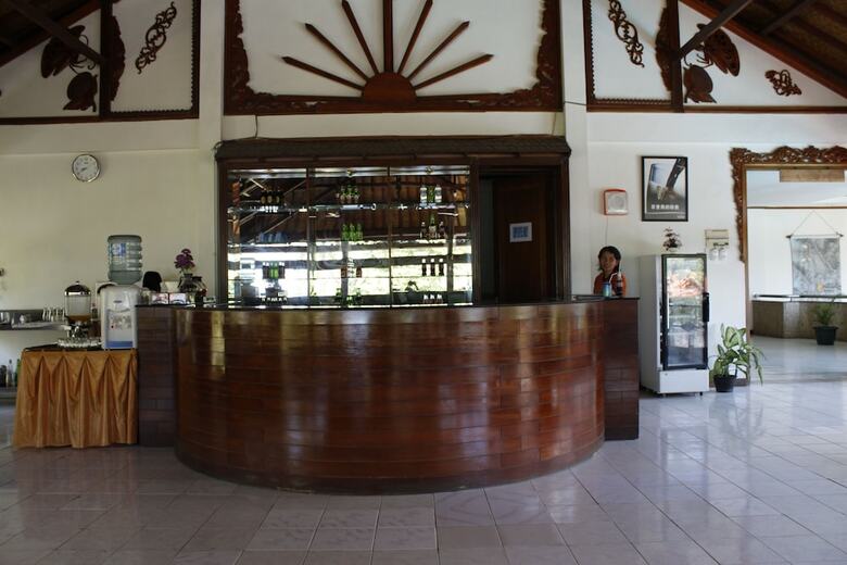 Surya Pesona Beach Hotel