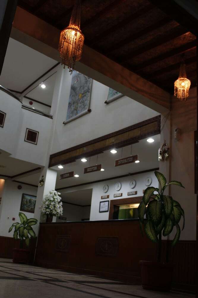 Surya Pesona Beach Hotel
