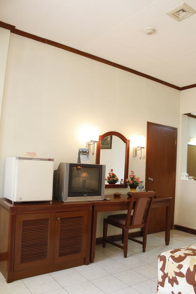 Surya Pesona Beach Hotel