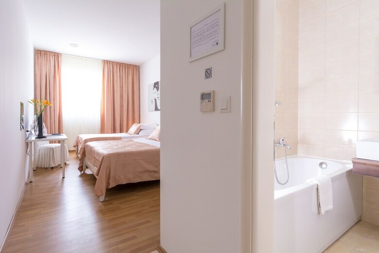 Hotel Split Inn By President
