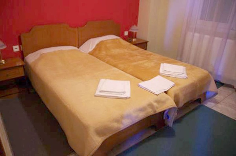 Apartamentos Villa Platythea