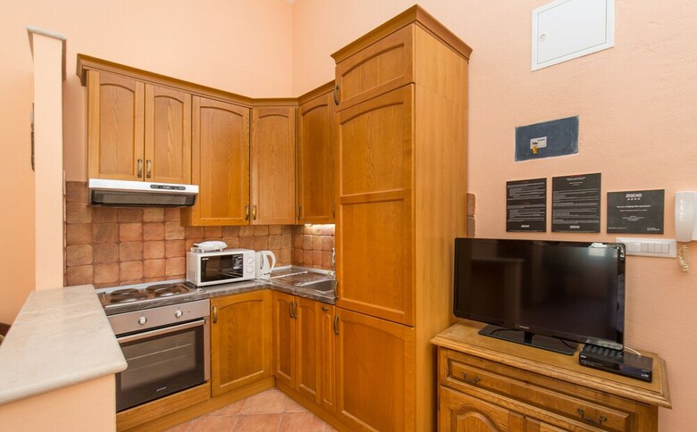 Old Town Apartments By Irundo