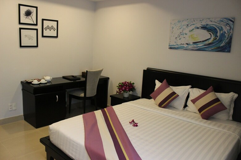 Lavender Hotel