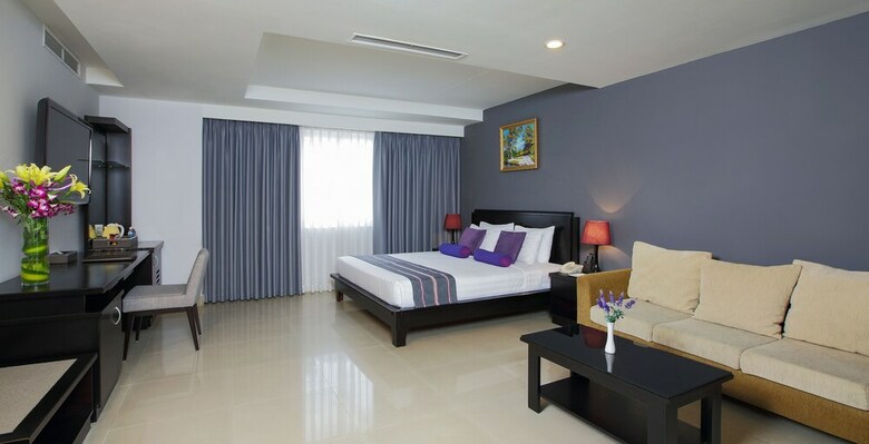 Lavender Hotel